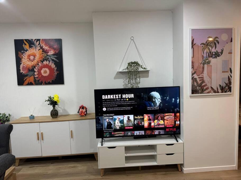 Stunning 3 Bd - 2 Bth City Apt - Pool & Carpark Auckland Exterior foto