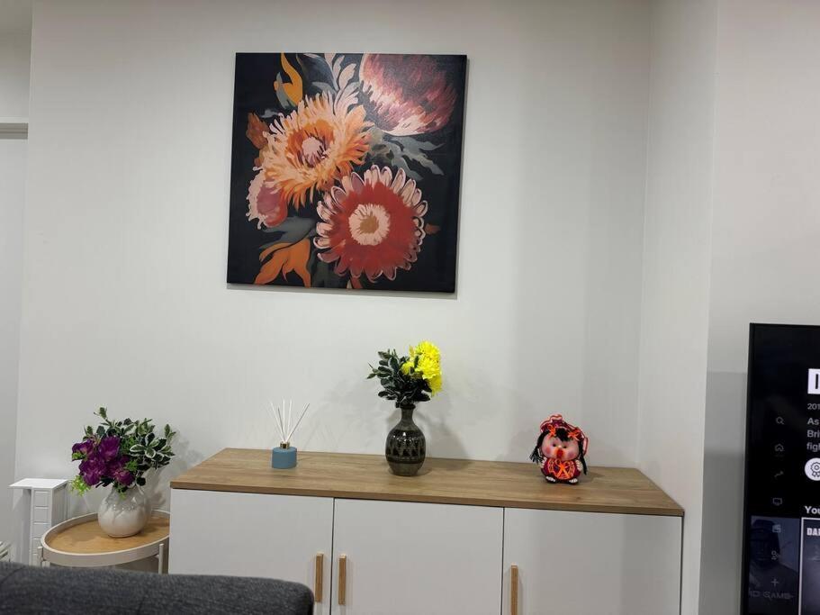 Stunning 3 Bd - 2 Bth City Apt - Pool & Carpark Auckland Exterior foto
