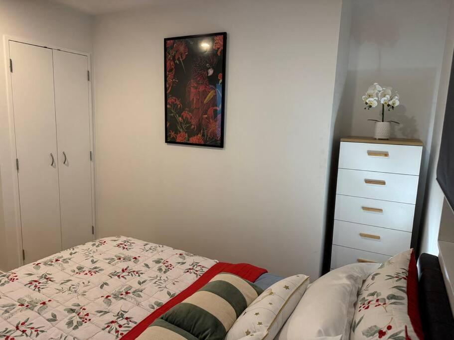 Stunning 3 Bd - 2 Bth City Apt - Pool & Carpark Auckland Exterior foto