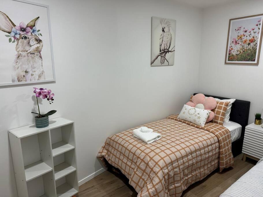 Stunning 3 Bd - 2 Bth City Apt - Pool & Carpark Auckland Exterior foto